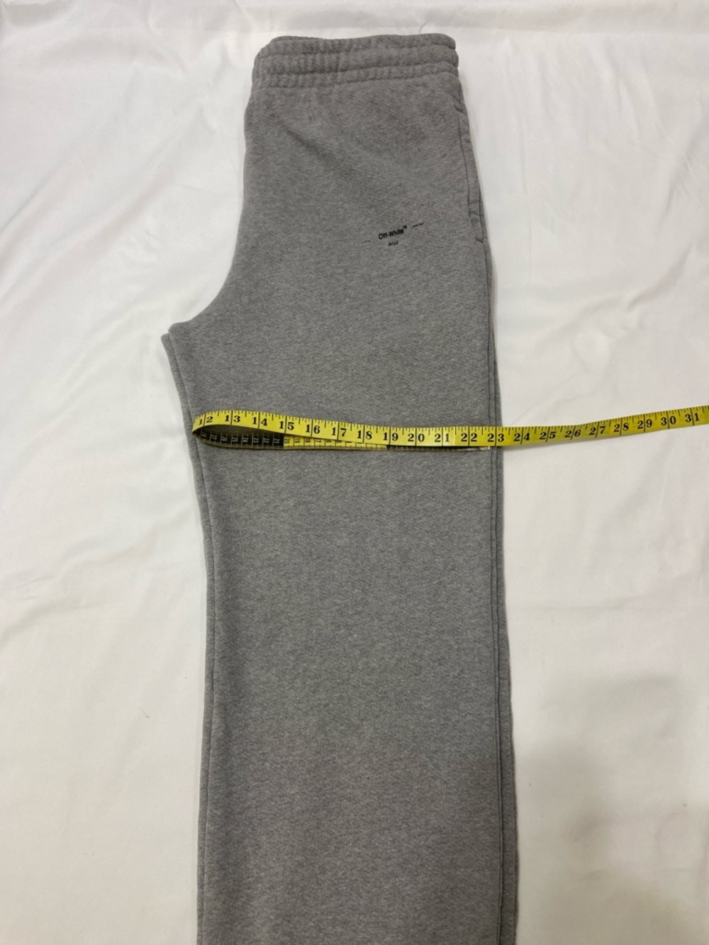 Off-White Men’s Gray Long Sweatpants With Elastic At Waist And Ankle.Size- XL . - Picture 9 of 15
